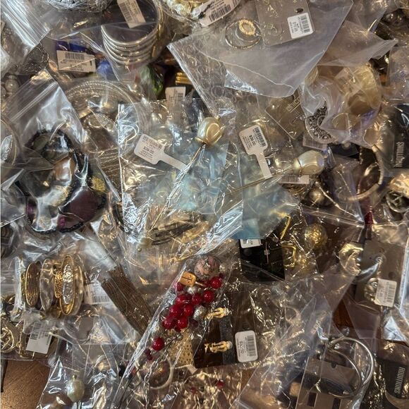 Chico's Auction Listing Only - Picture 1 of 1